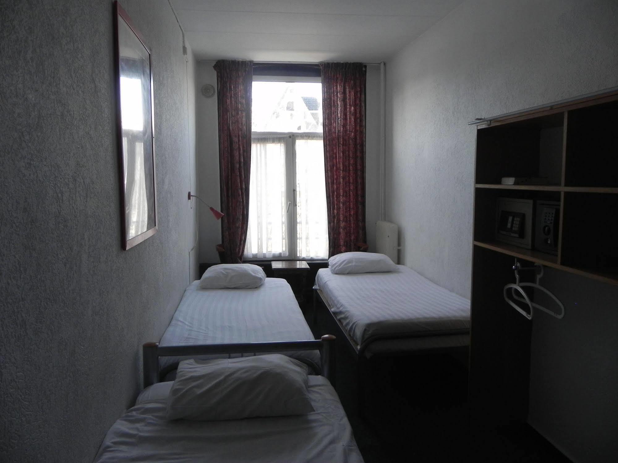 Crown * Amsterdam