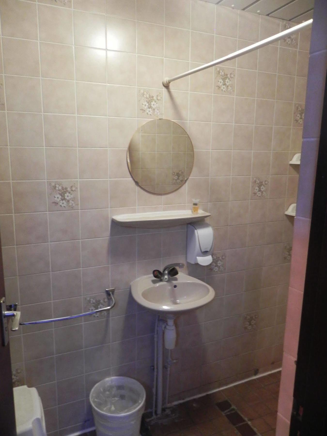 Crown Hotel