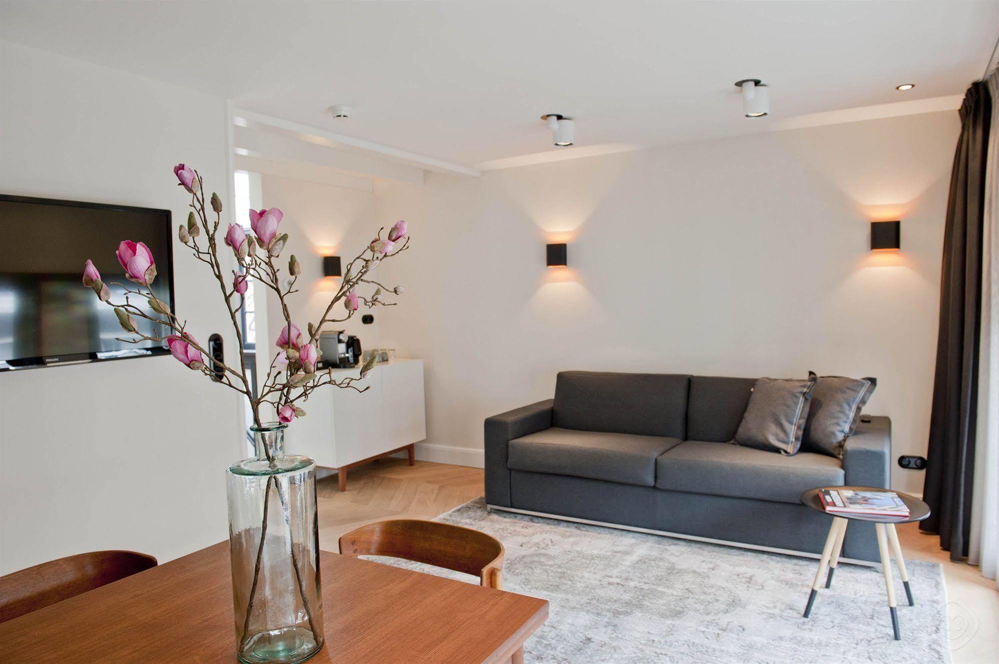 Hotel Ix Nine Streets 3*
