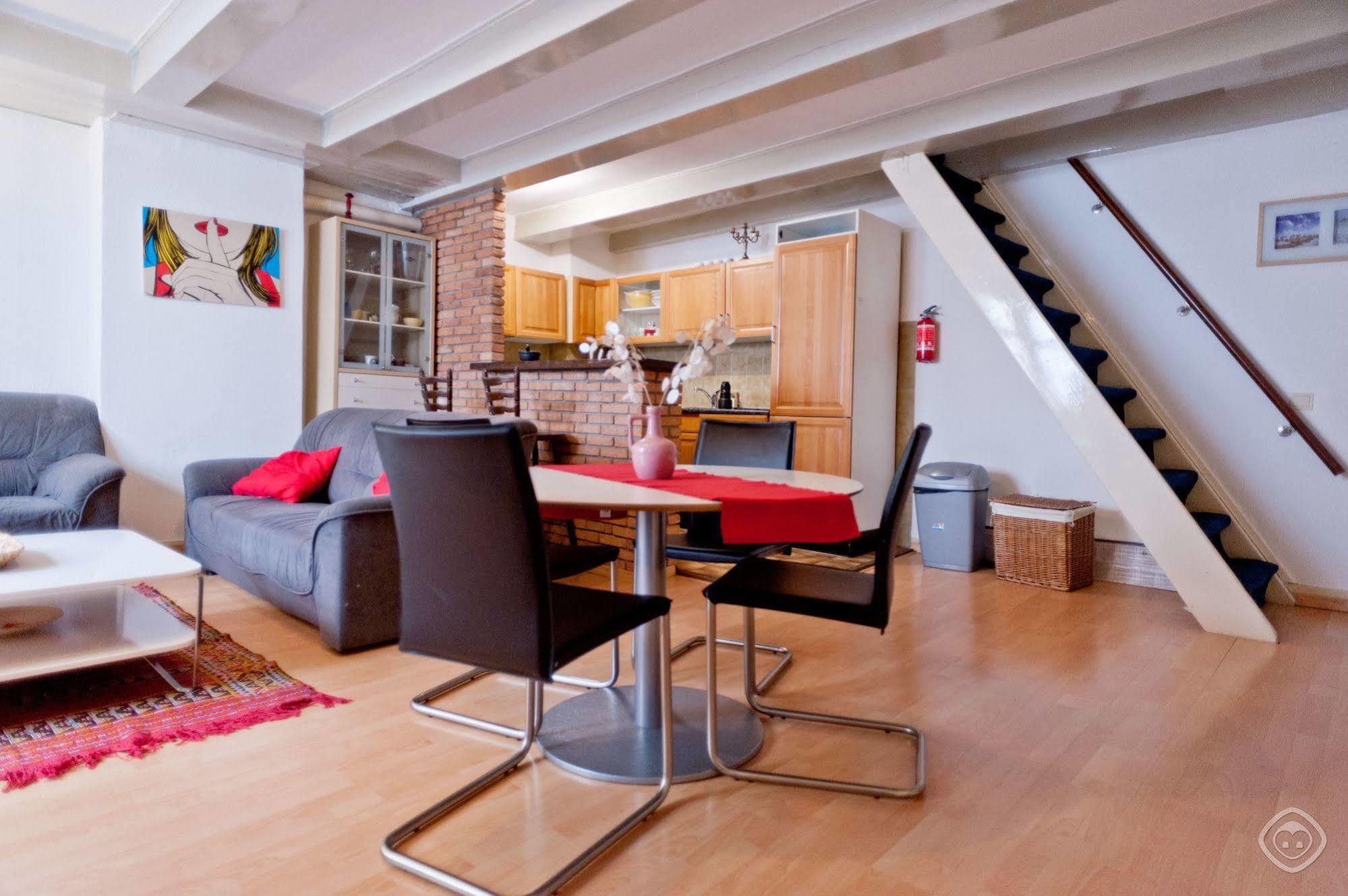 Prins Hendrik Hotel 3*