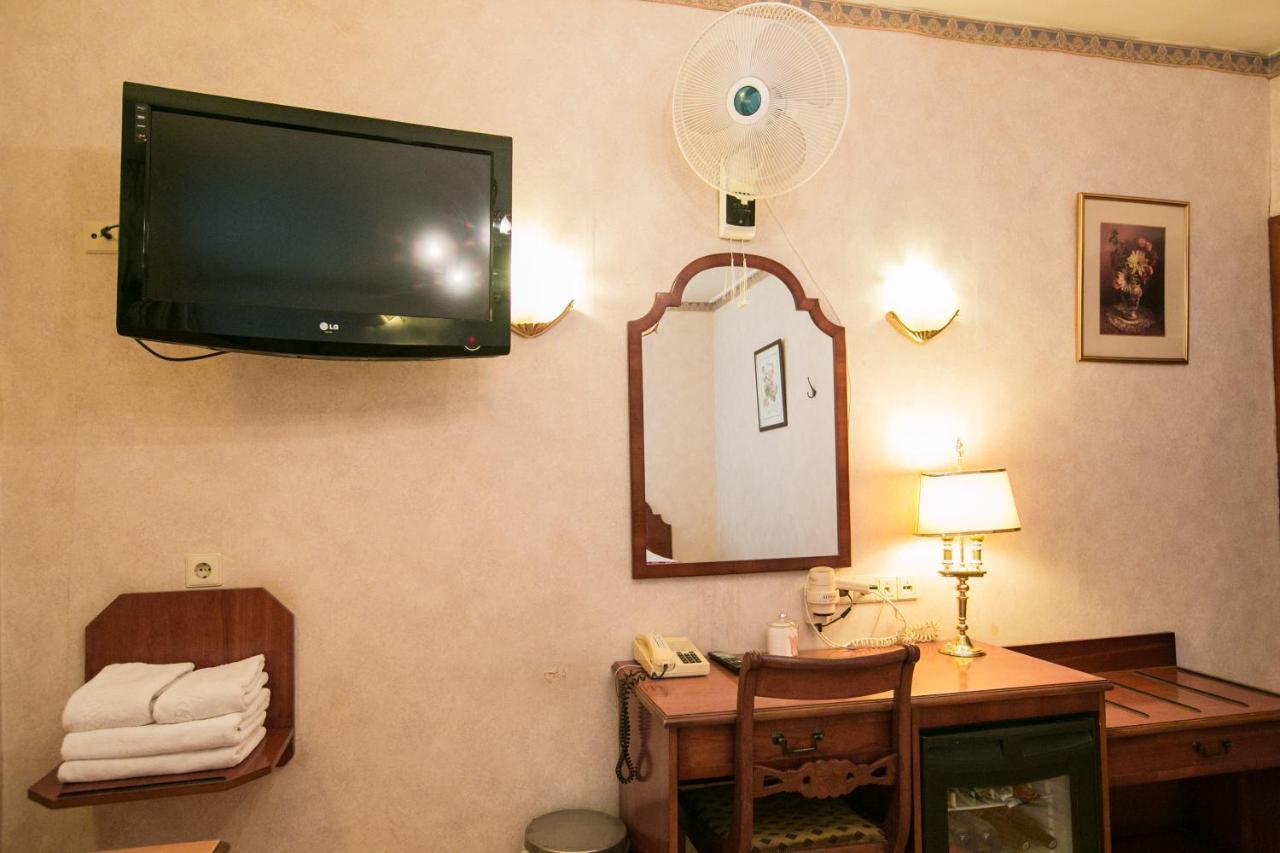 Atlanta Hotel 2*