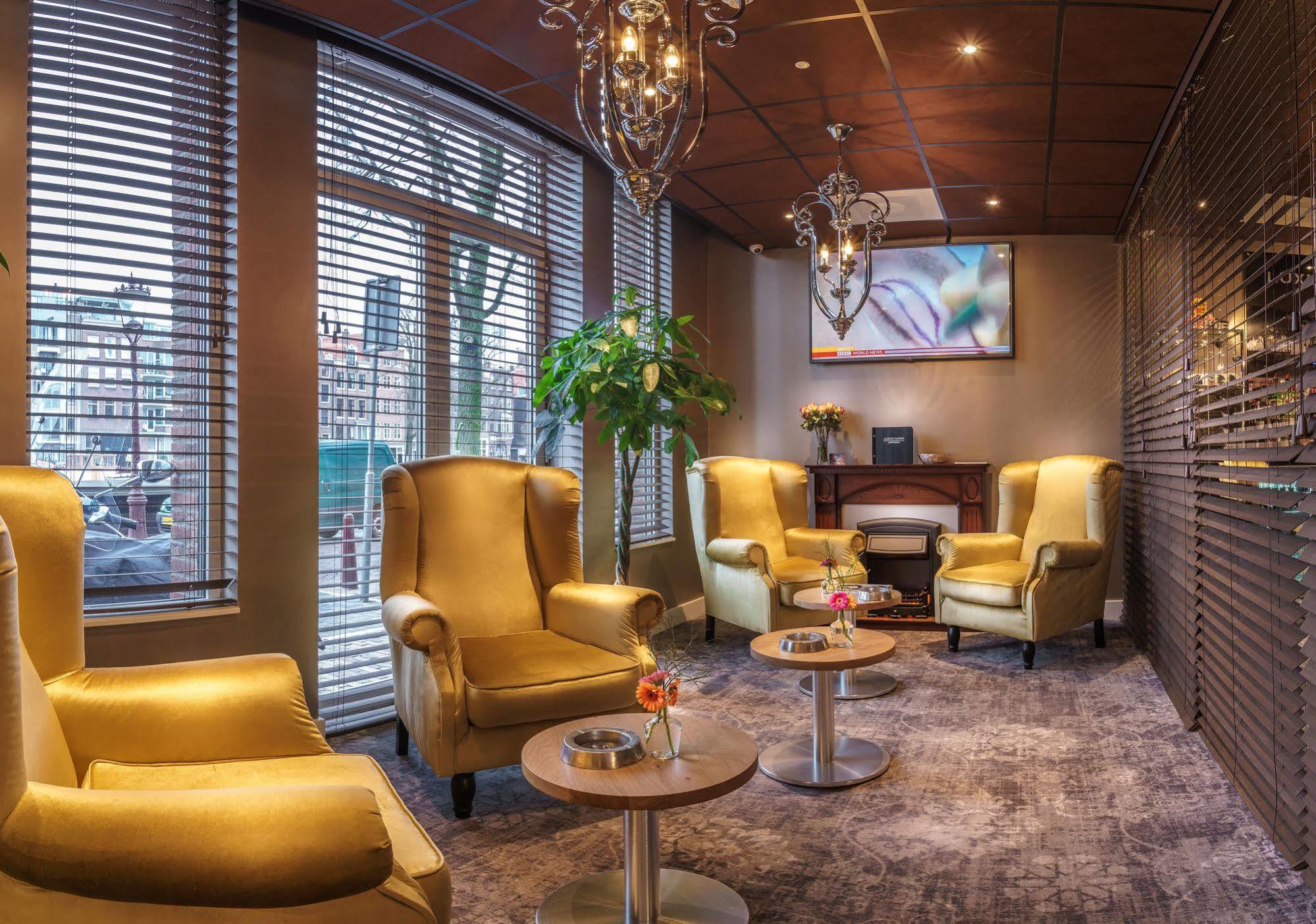 Hotel Luxury