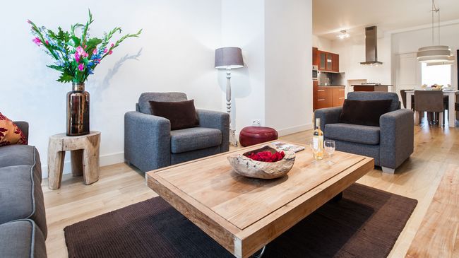 Short Group Balthasar Floris Hotel Amsterdam