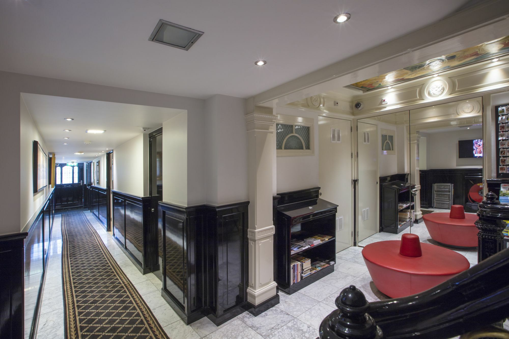 Dutch Masters Short Appartement *