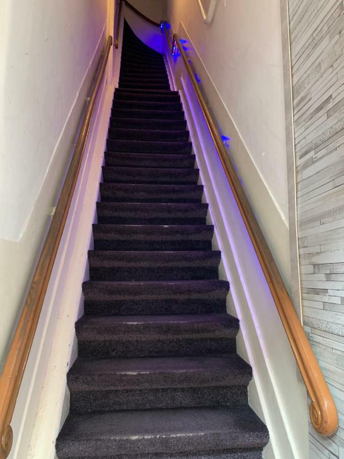 La Belle Vue Hotel 2*