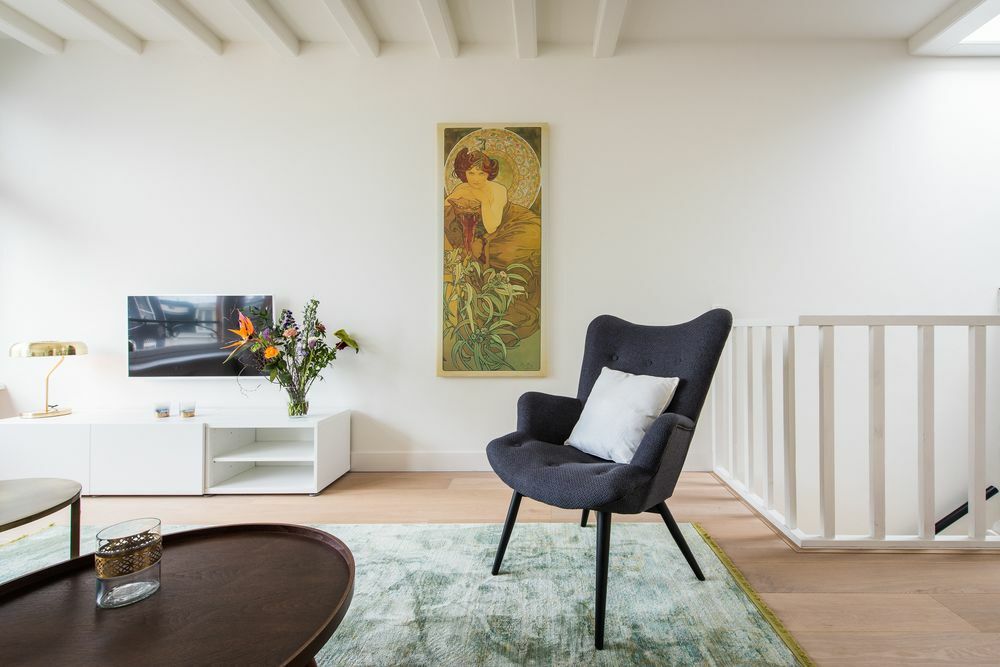Short Group Jordaan Harlem Serviced Apartment *