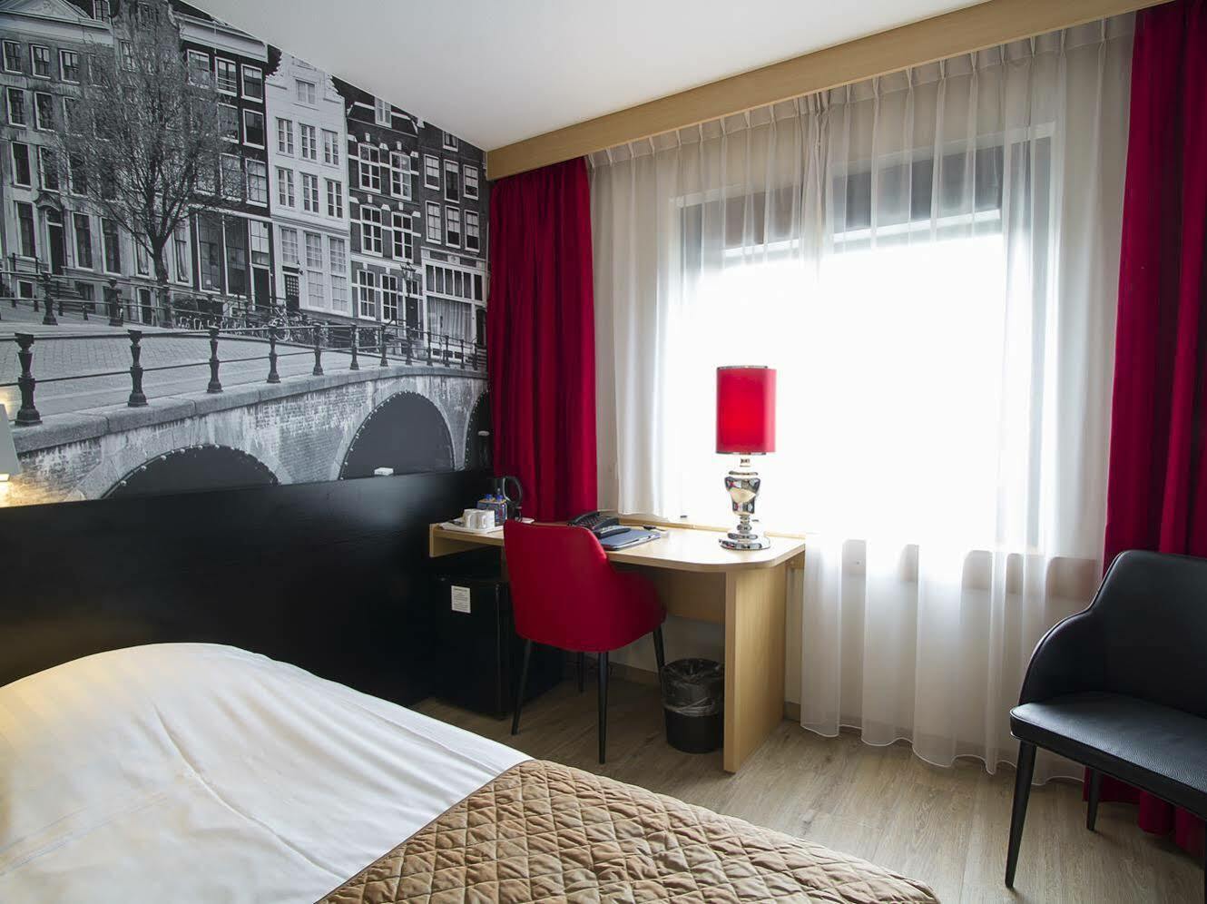 Bastion Amstel 3*