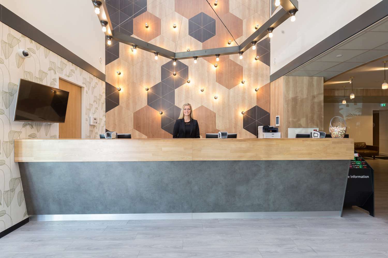 Western Hotel 3*
