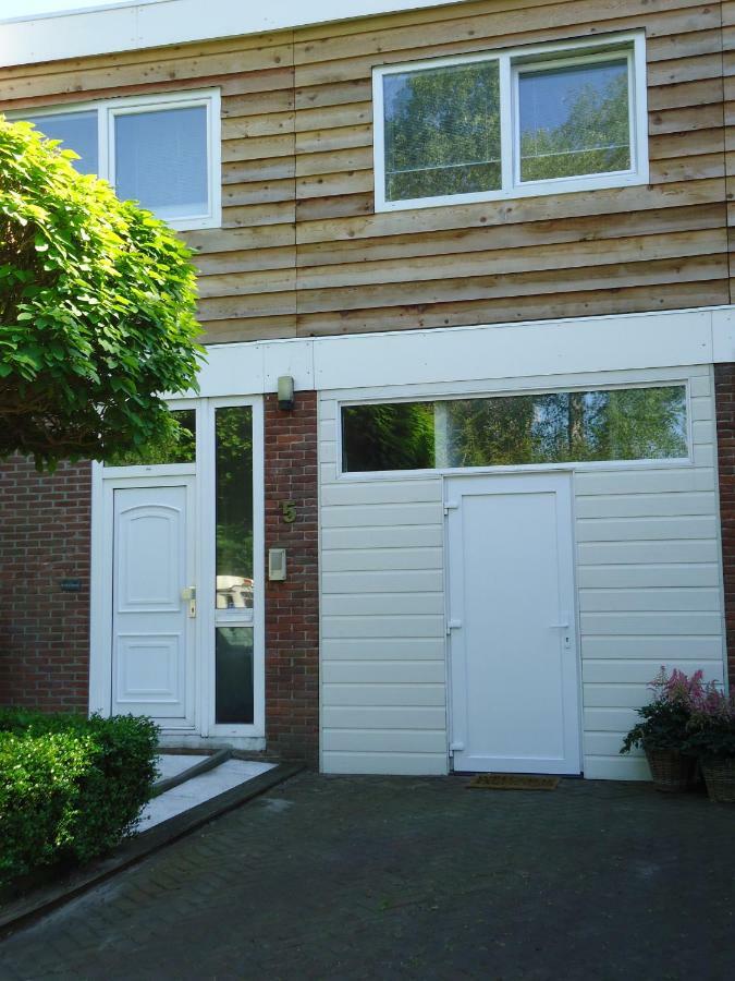 Bed & Breakfast Sloterpark 2*