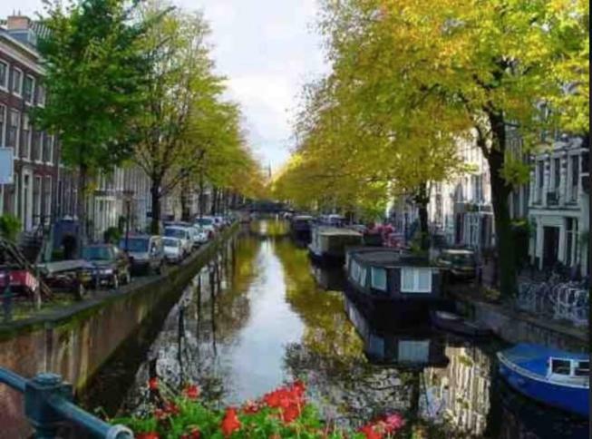 Canal Boat City Center