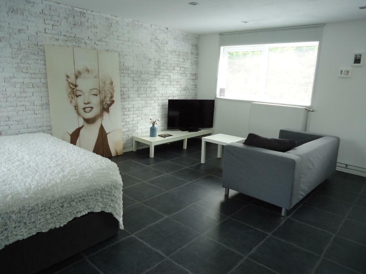 Bed & Breakfast Sloterpark 2*