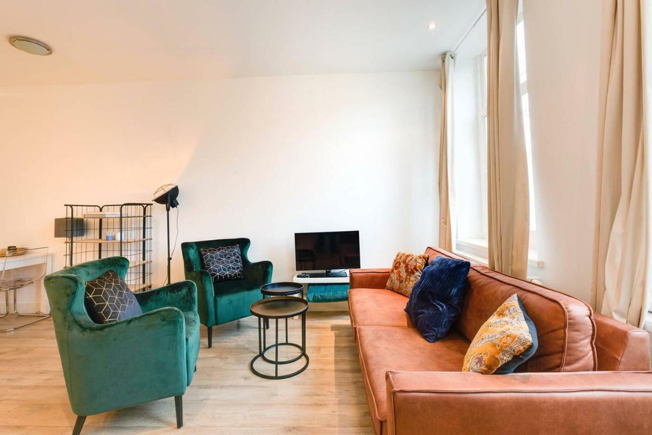 Luxurious Canalview Apt With Patio Centre