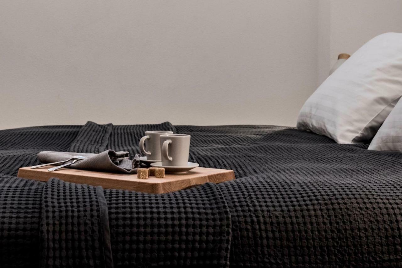 85 Apartment *