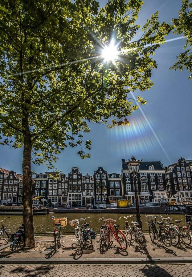 Singel 2* Amsterdam
