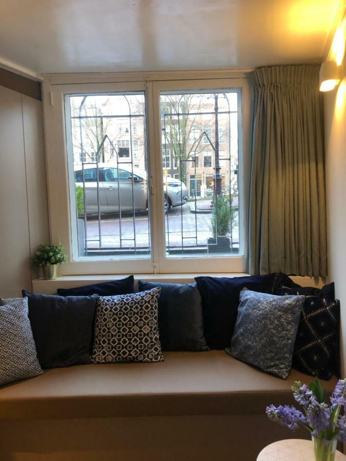 Singel Bed & Breakfast 2*