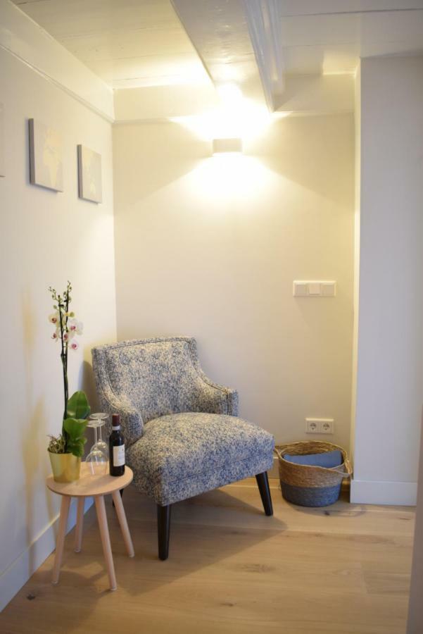 Singel Bed & Breakfast