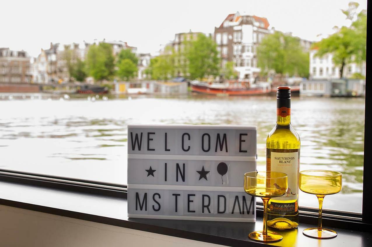 Houseboat - With A View Frühstückspension Amsterdam