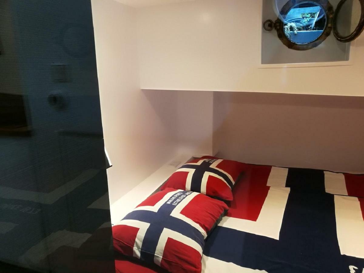 Appartement Houseboat Rose *
