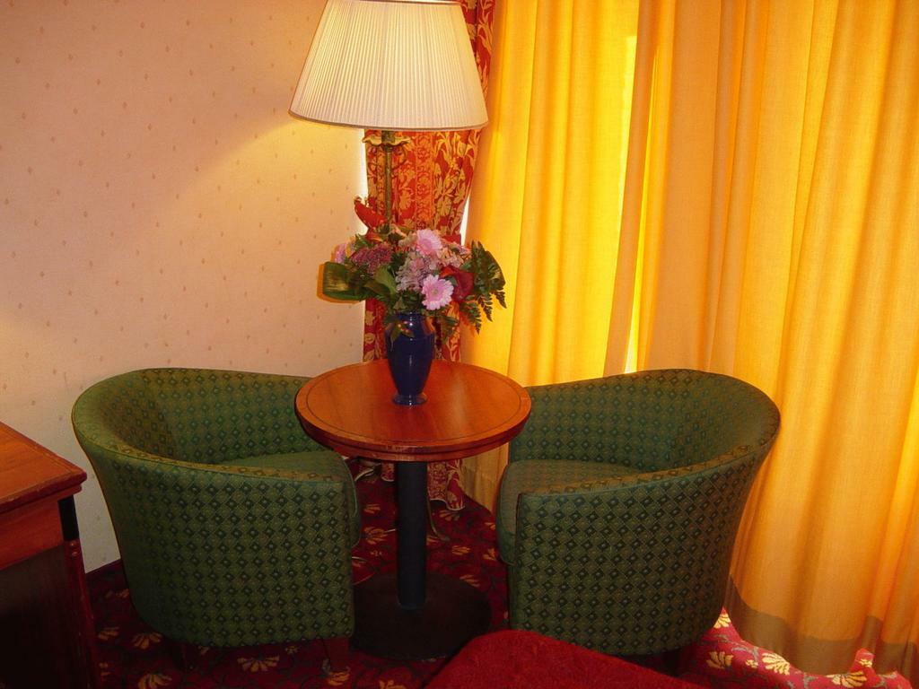 Omega Hotel