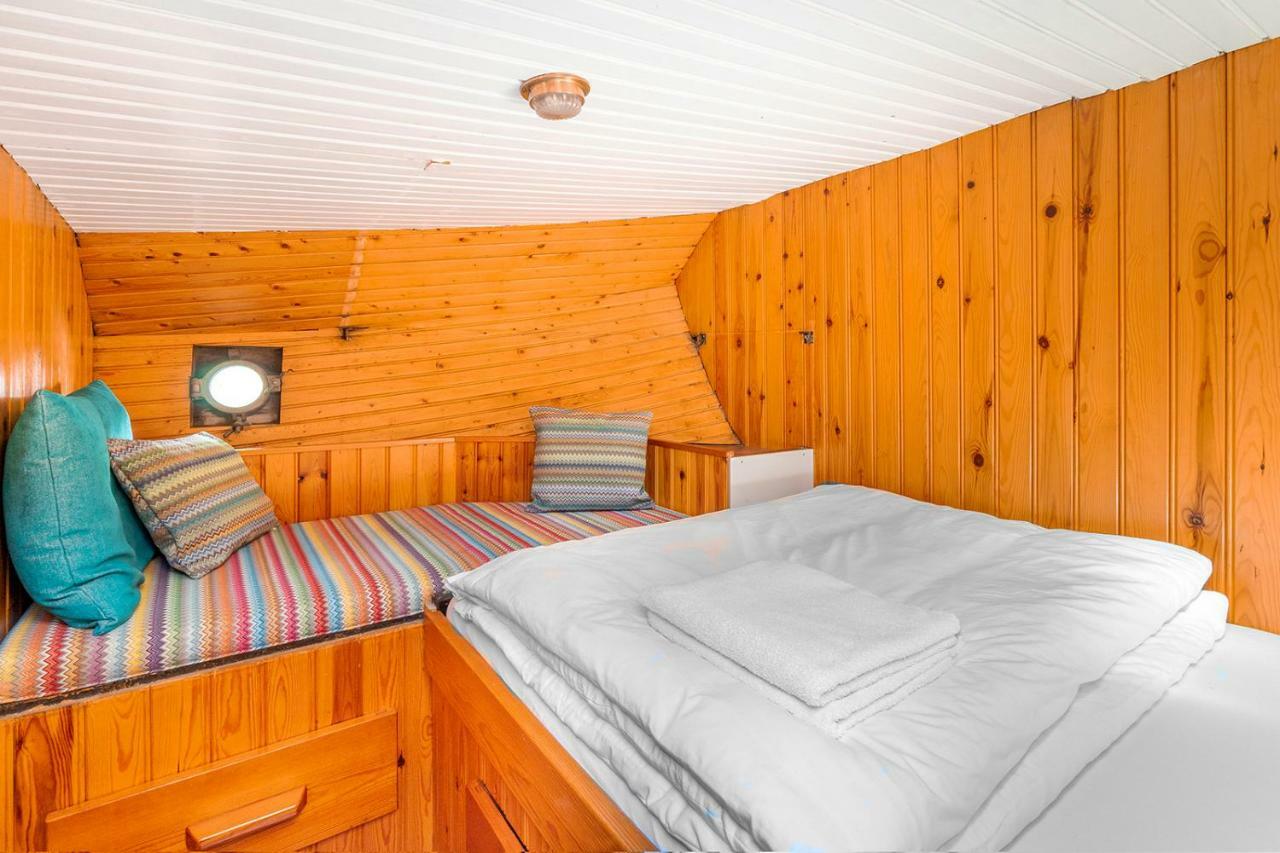 Botel Asile Flottant Amsterdam
