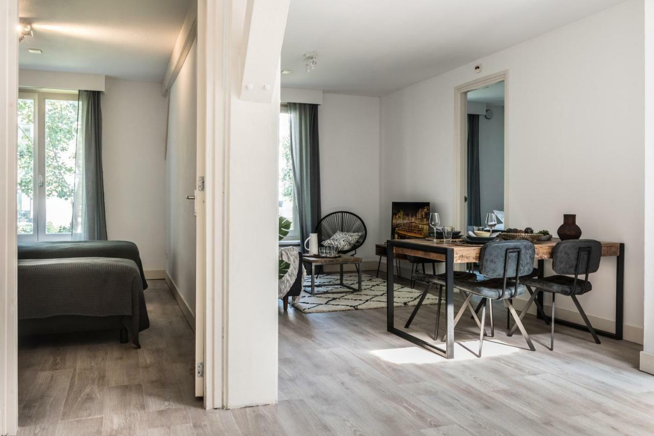 Apartment 85