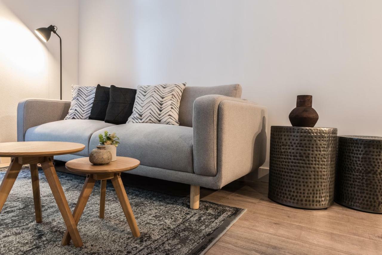 Apartment 85 *