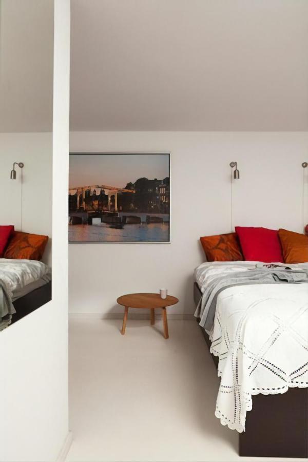 Houseboat Ark Amstel *