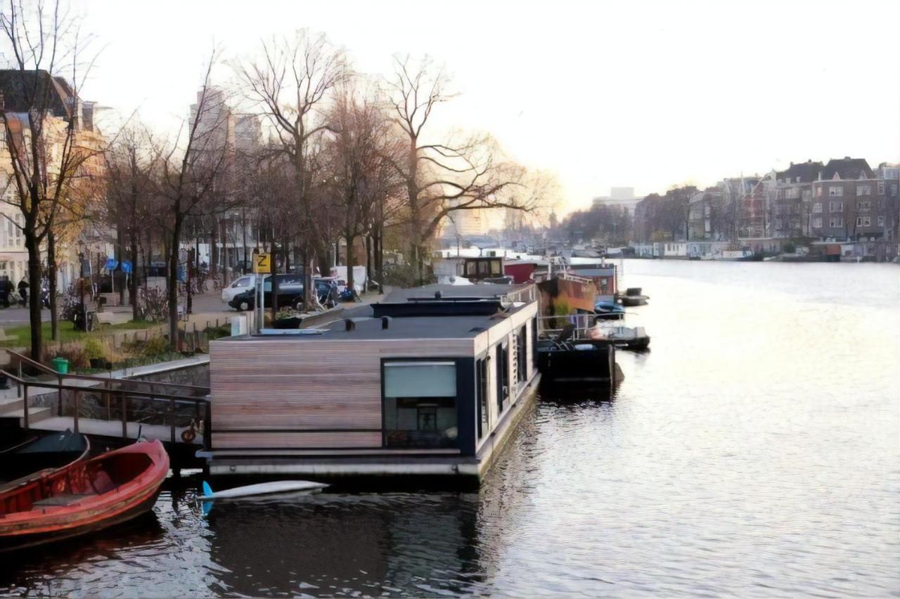 Houseboat Ark Amstel Amsterdam