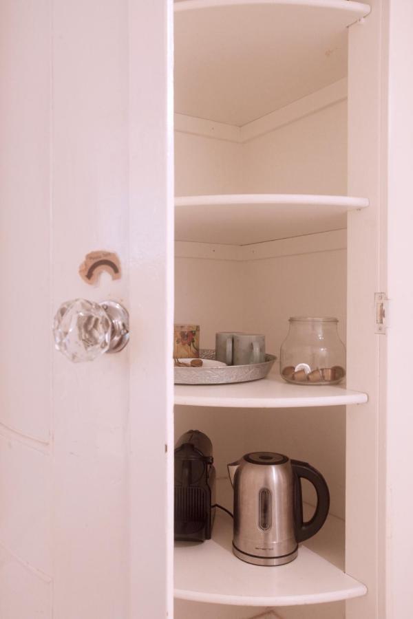Bed & Breakfast Cozy Canal Amsterdam