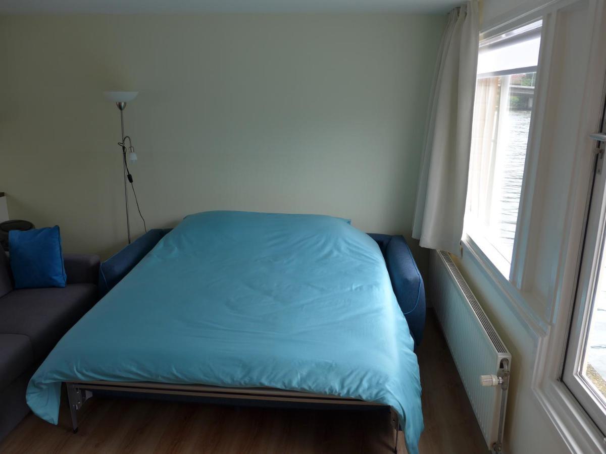 Houseboat In The Center, 5 Min Walk To Tropical Museum, Free Wifi! Apartment Amsterdam