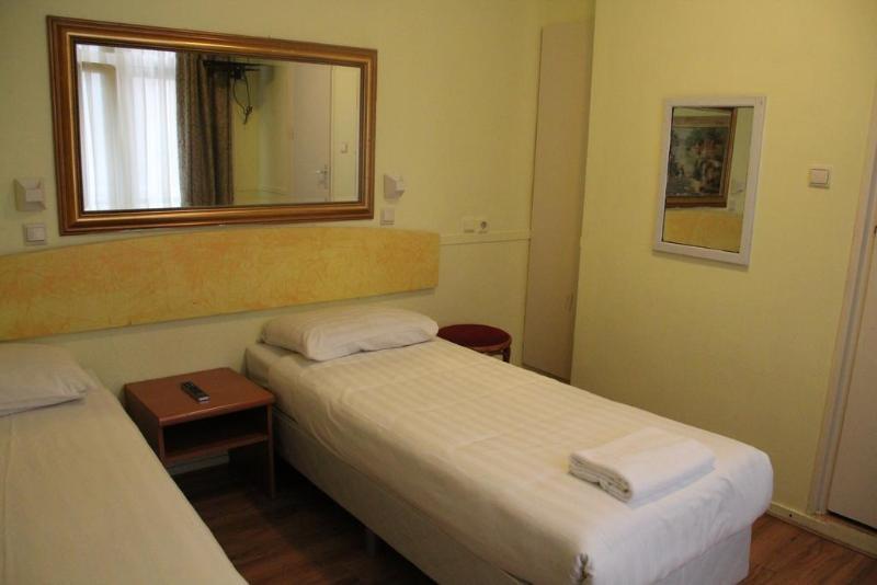 Hotel Orange Tulip