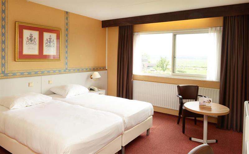 Hotel Gr8 Riverside 3*
