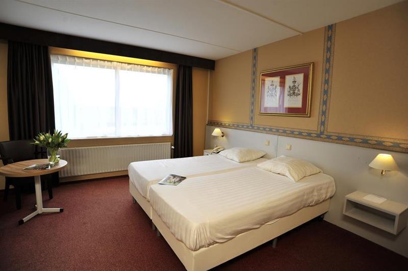 Hotel Gr8 Riverside 3*