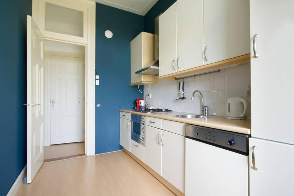 2 Bedroom 2 Bathroom Canal Apartment