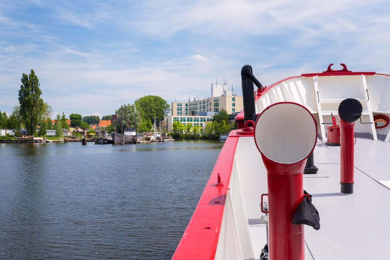 Lightship Botel