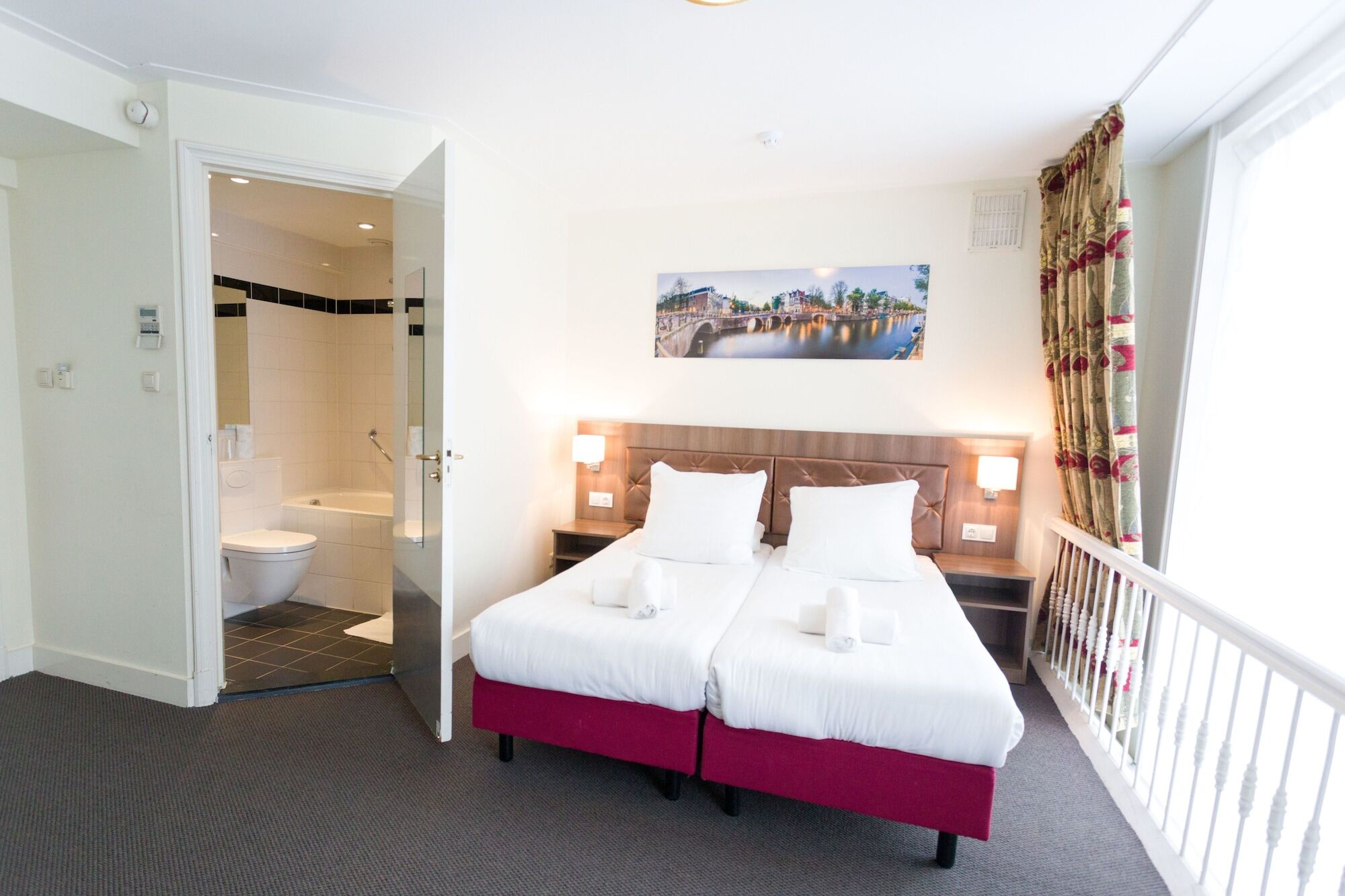 Hotel Park Plantage 3*