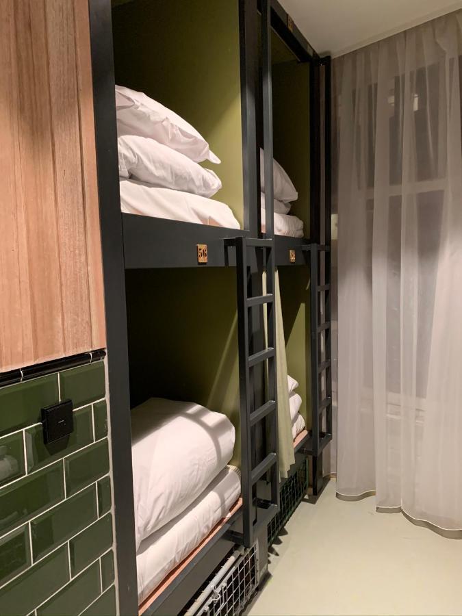 Hostel Durty Nelly's
