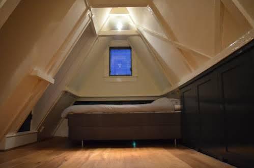 Lanestay Damsquare Bed & Breakfast 2*