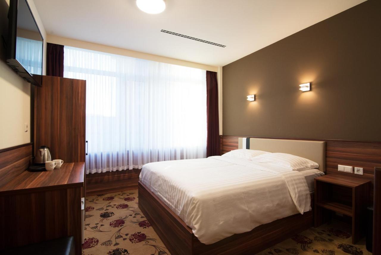 King's Court Hotel