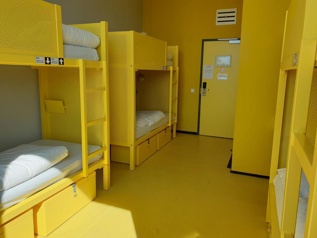 Wow Hostel *