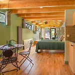Jacob\'S Green Quiet Luxury Suite