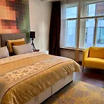 Amsterdam 4 Holiday Guestrooms