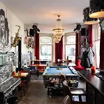 Backstage Hotel