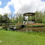New Monumental Garden View Studio