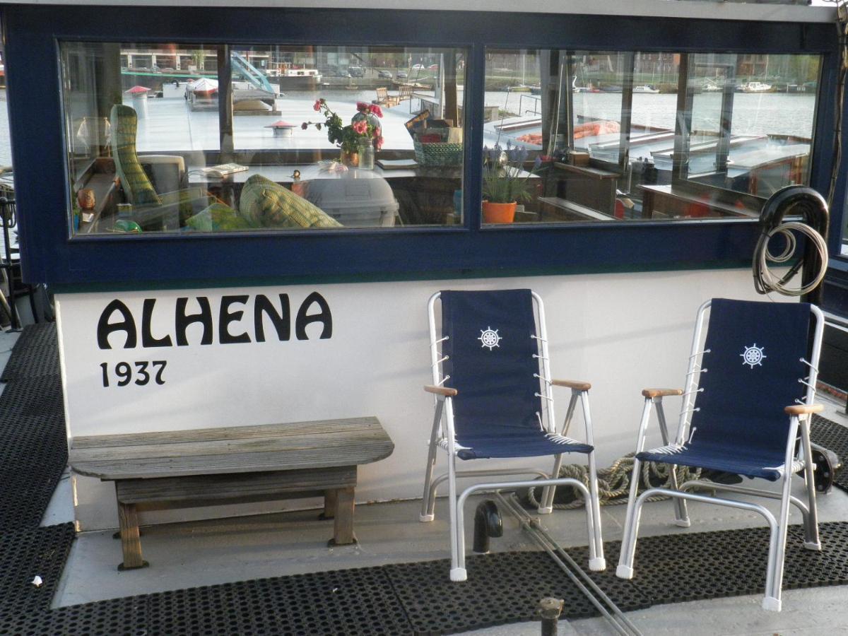 Boat & Breakfast Alhena Bed & Breakfast