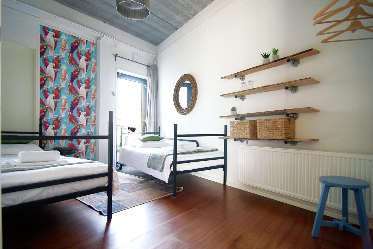 Stunning Close To Amstel River