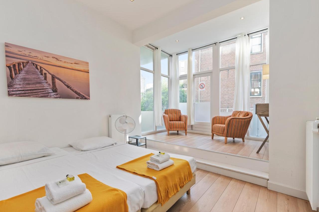 Canal View With Private Balcony *