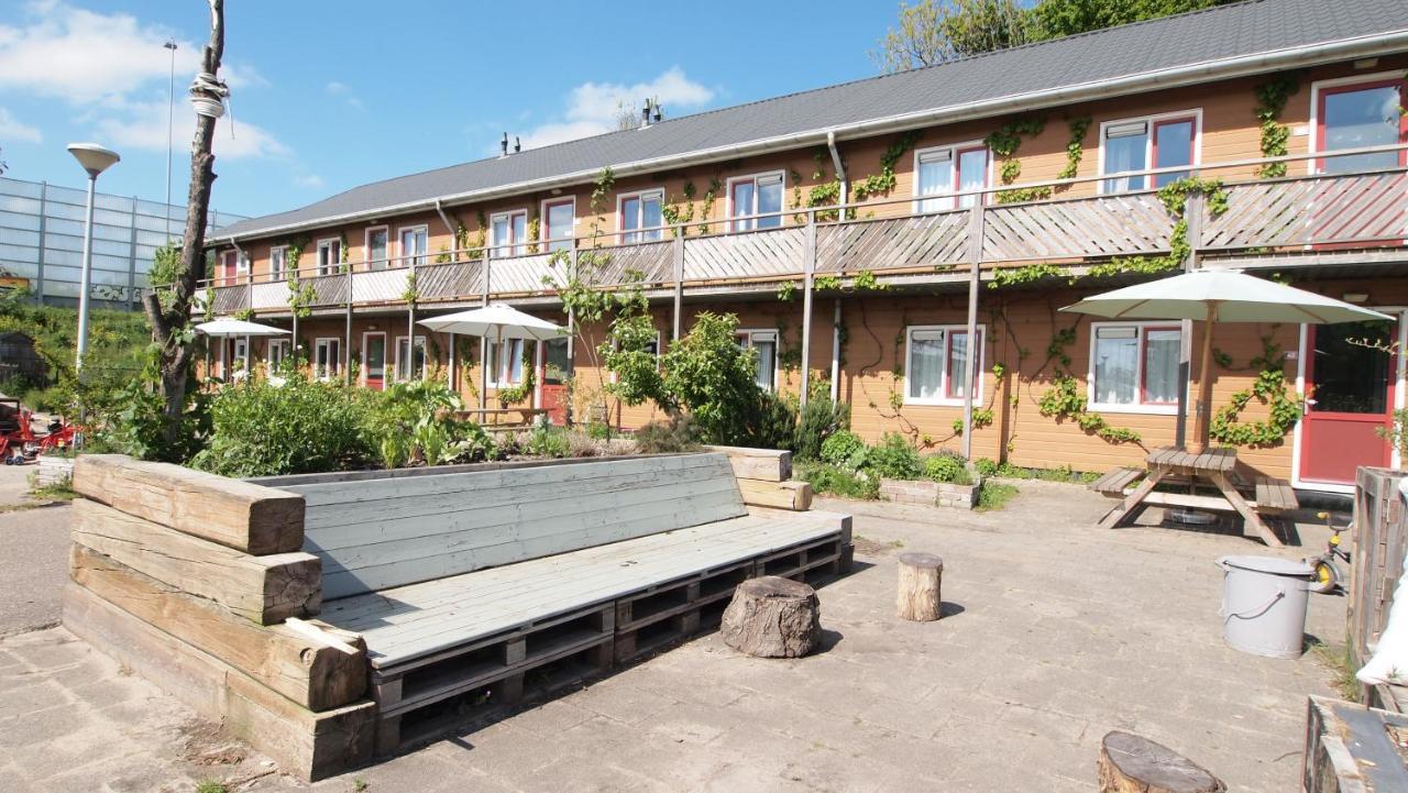 Farm Aparthotel