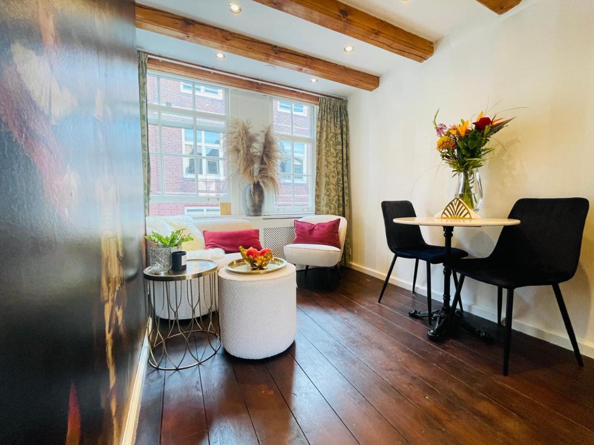 Luxury Suites The Enlightened House Bed & Breakfast