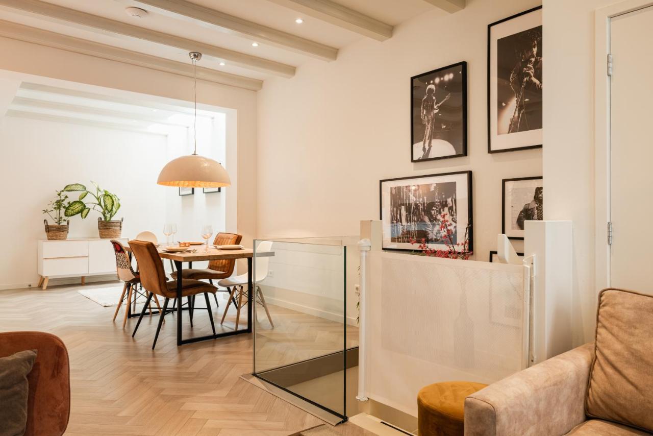 Leidse Square 5 Star Luxury Apartment